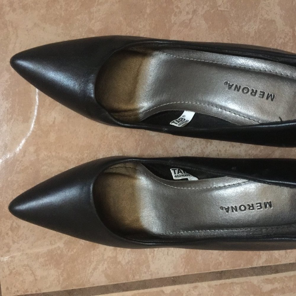 Women's Merona Pointed Toe Black Heels Size 7